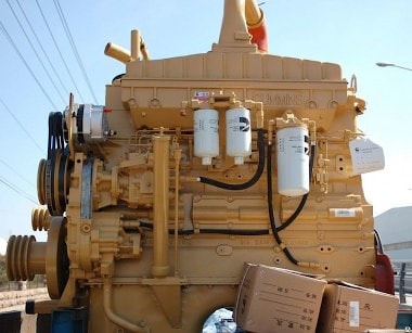 Продаем двигатель в сборе 257 кВт Cummins NTA855-C360 S10 для бульдозера Shantui SD32  